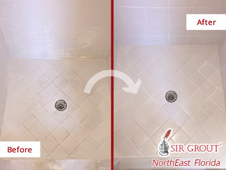Before and After Picture of a Grout Cleaning Job in Middleburg, FL